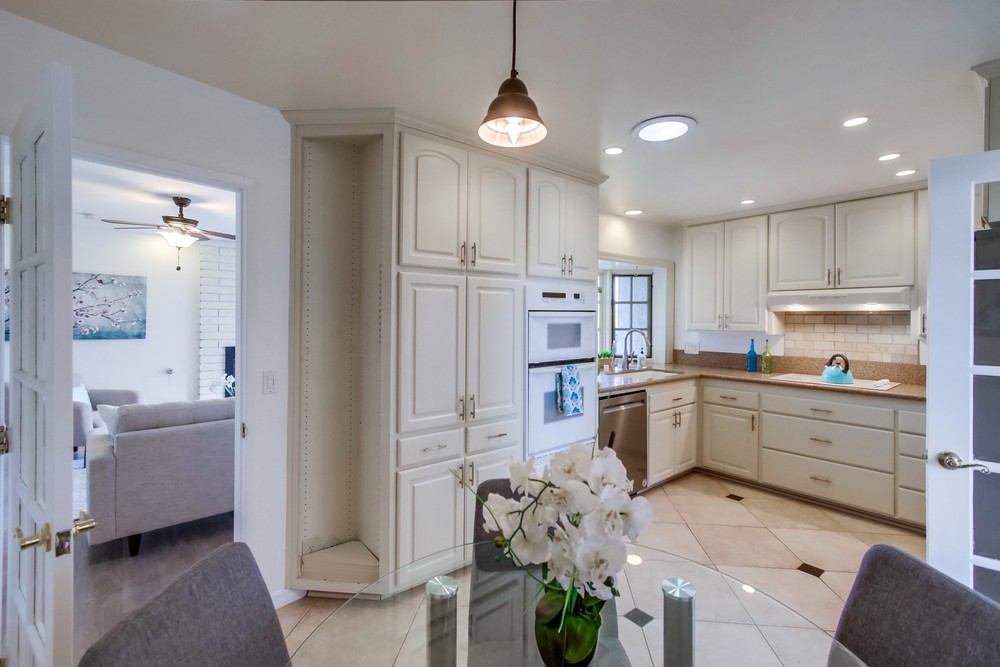 Virtual tour photo 17 of 49 for 17394 Libertad Dr