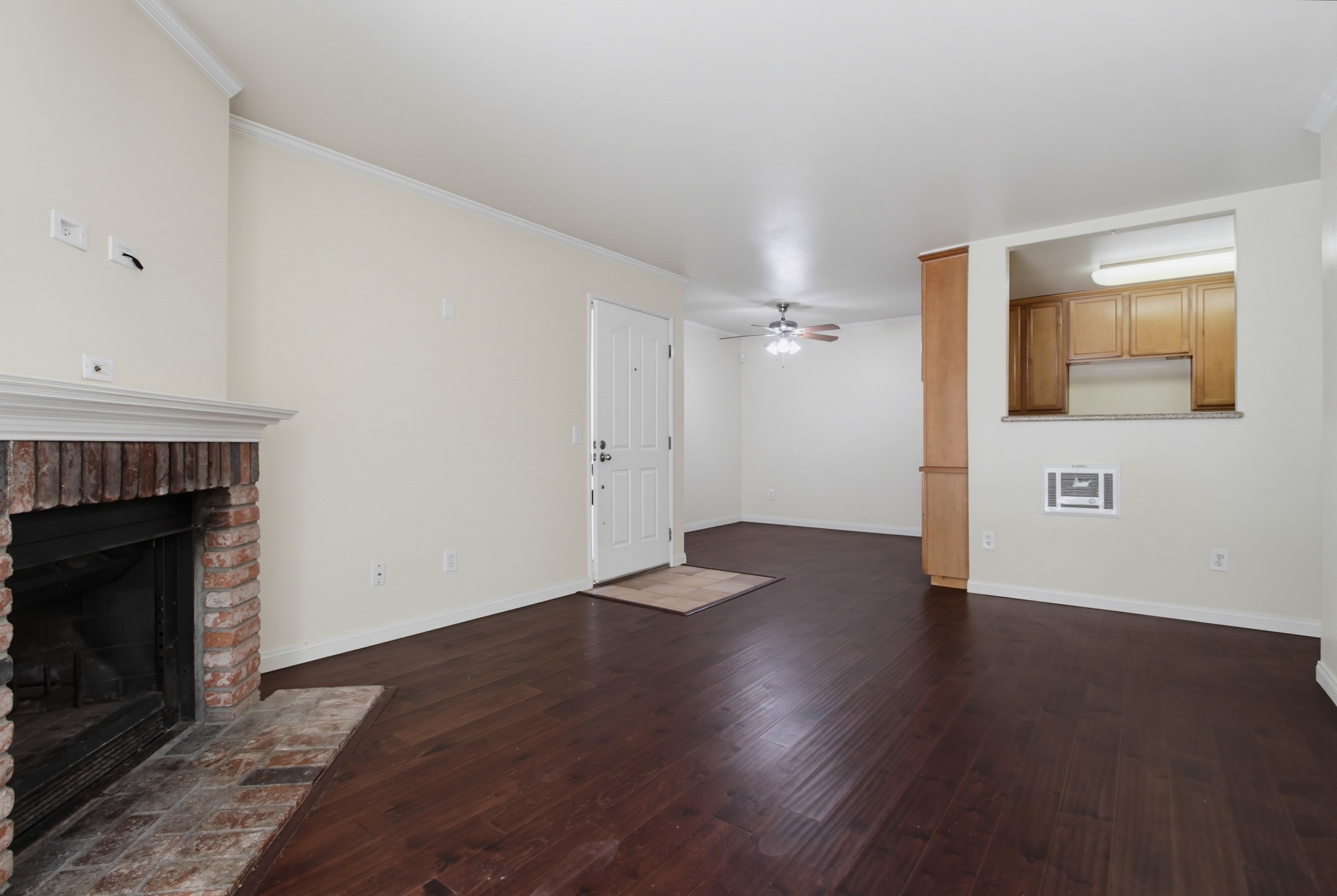 Virtual tour photo 9 of 42 for 1740 S El Camino Real Unit J106
