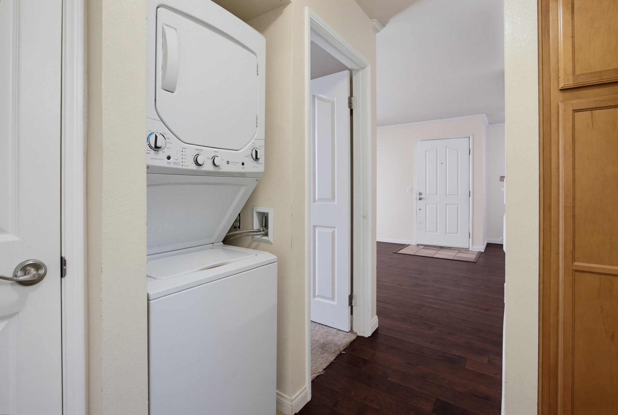 Virtual tour photo 35 of 42 for 1740 S El Camino Real Unit J106