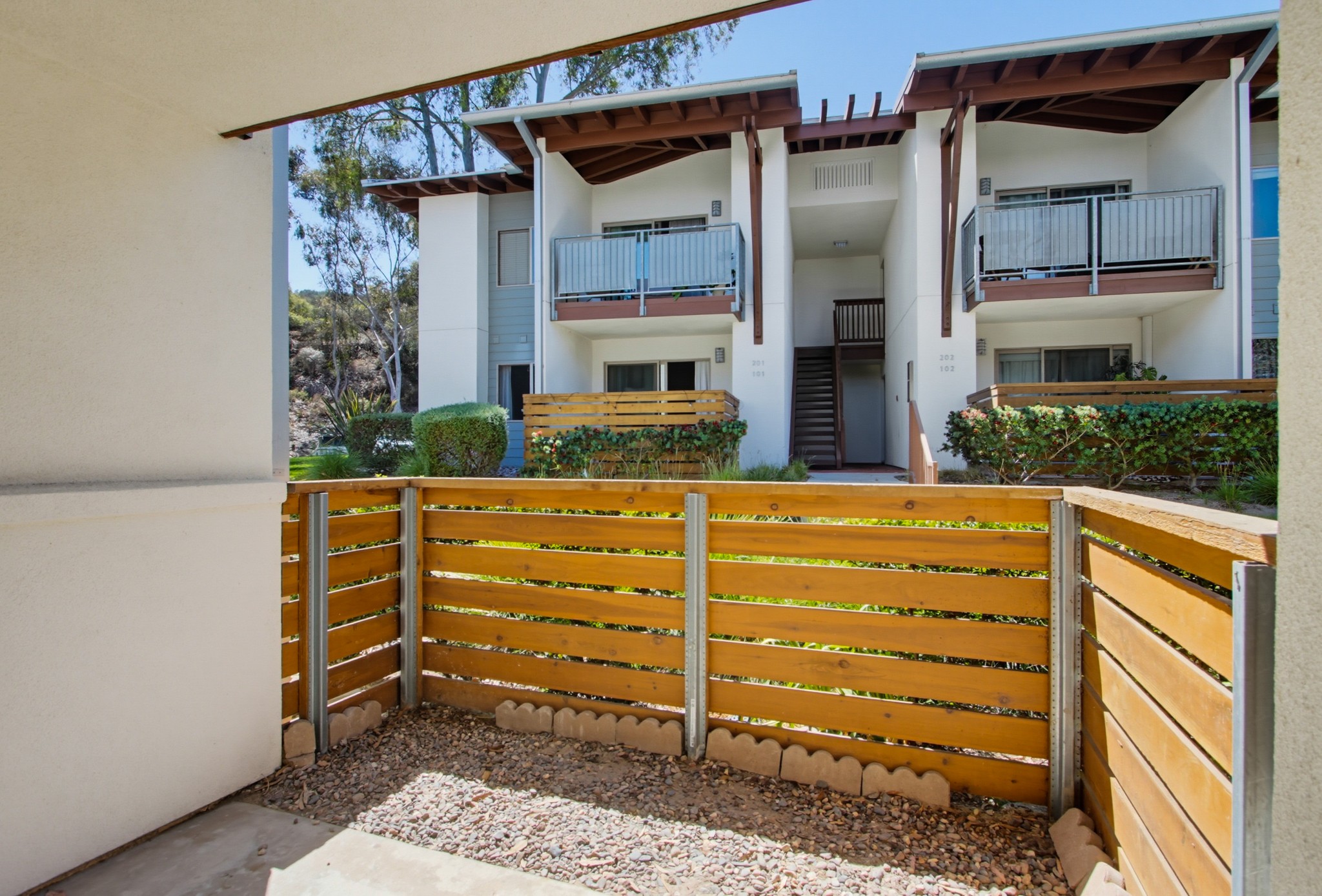 Virtual tour photo 39 of 42 for 1740 S El Camino Real Unit J106