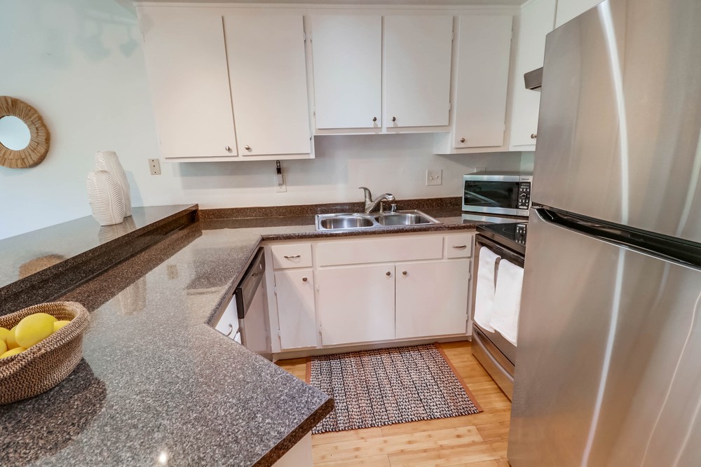Virtual tour photo 19 of 33 for 1740 Upas St APT 25
