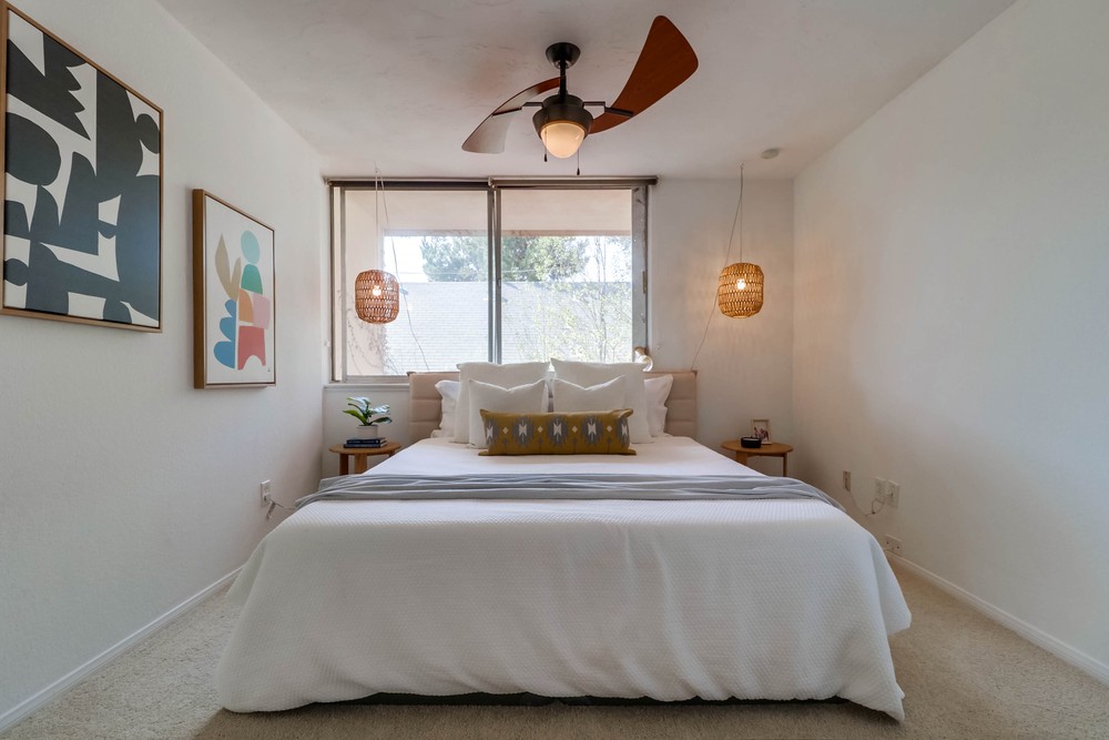 Virtual tour photo 23 of 33 for 1740 Upas St APT 25
