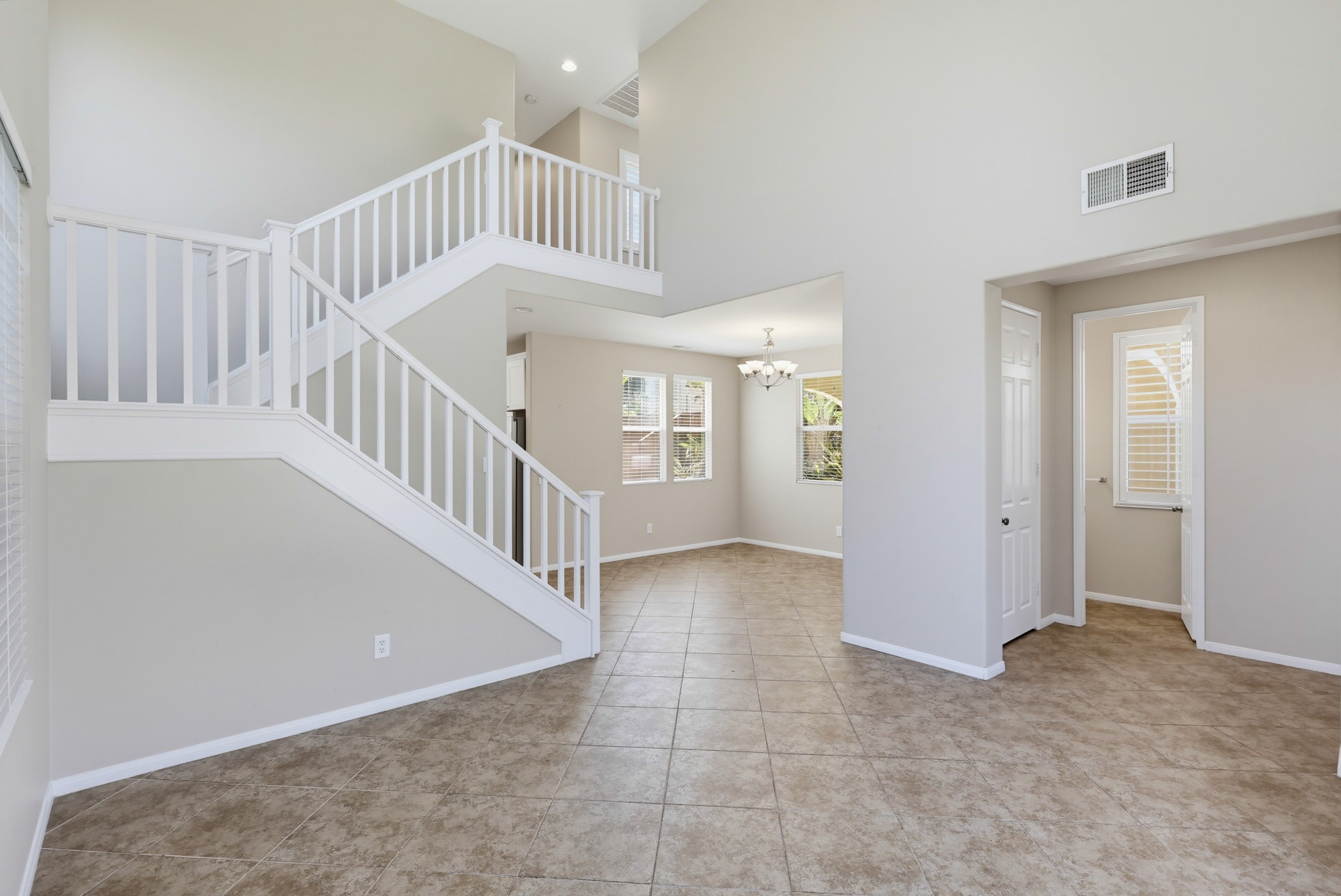 Virtual tour photo 9 of 71 for 1741 Quiet Trail Dr
