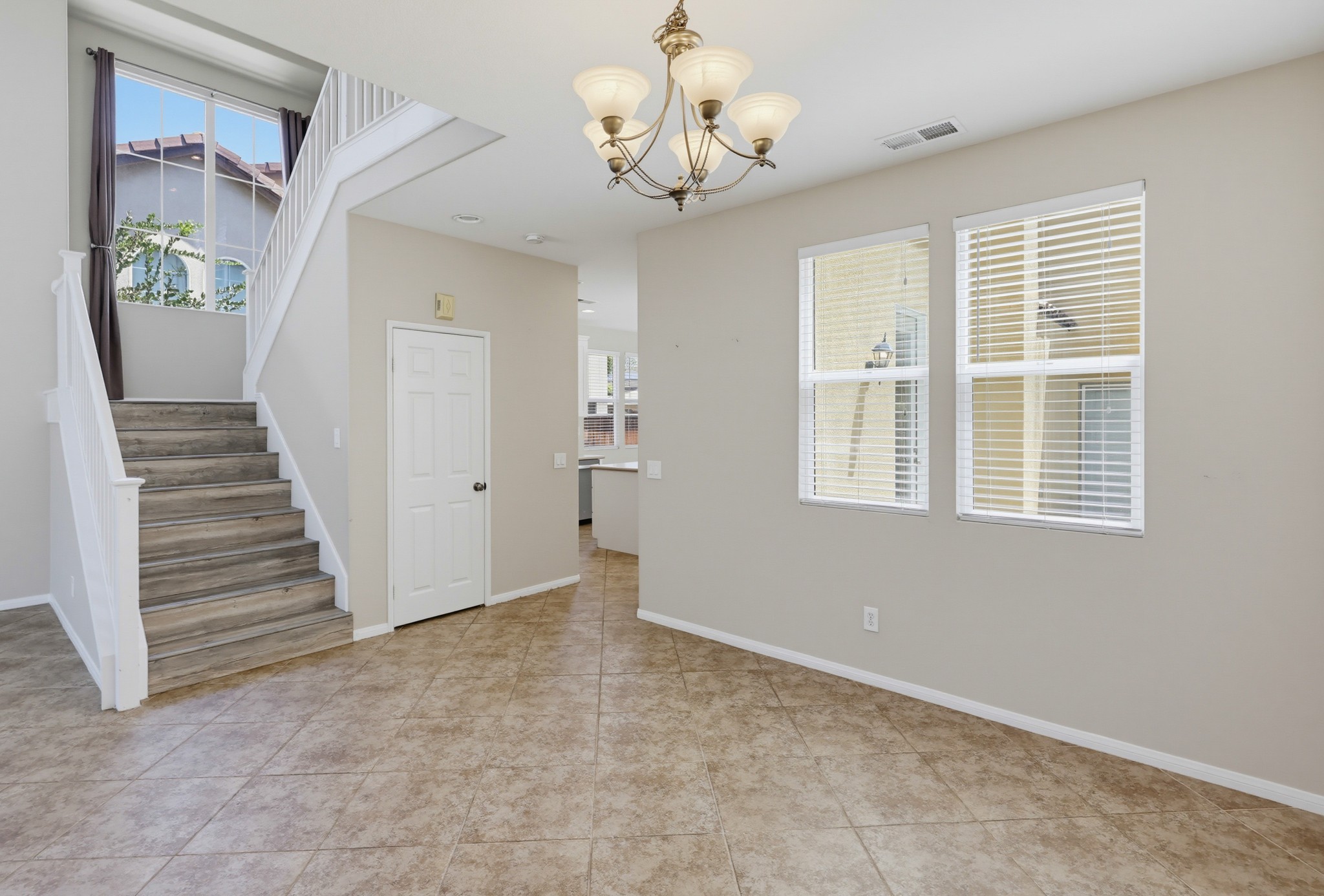 Virtual tour photo 10 of 71 for 1741 Quiet Trail Dr