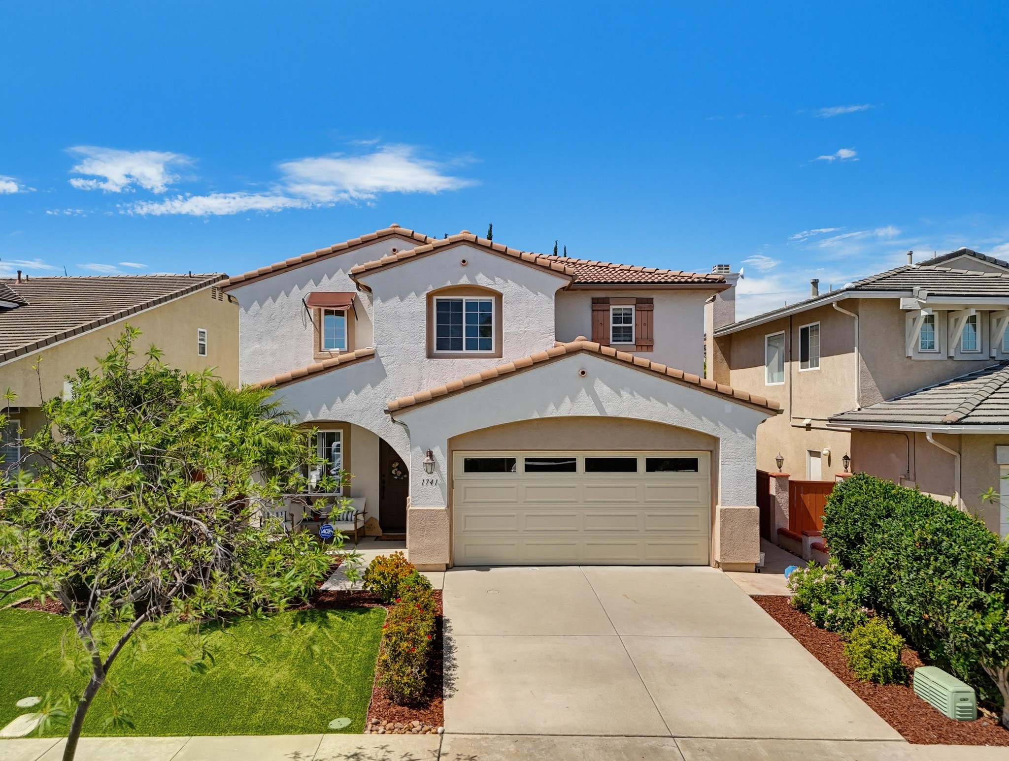 Virtual tour photo 5 of 41 for 1741 Valley Bend St