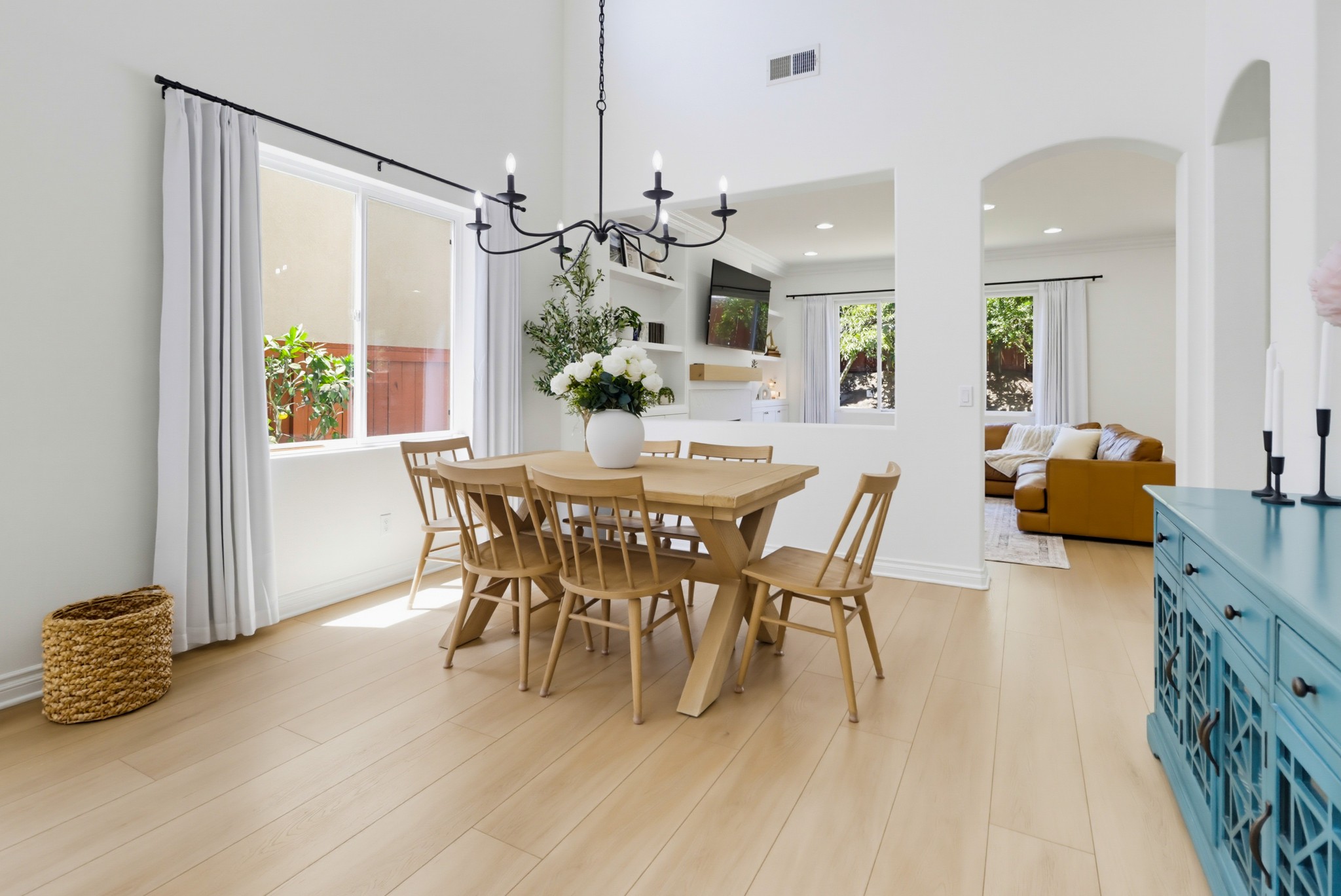 Virtual tour photo 10 of 80 for 1741 Valley Bend St