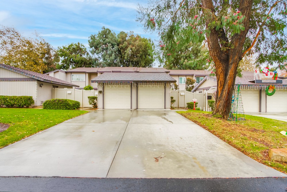 Virtual tour photo 3 of 42 for 17419 Caminito Caldo
