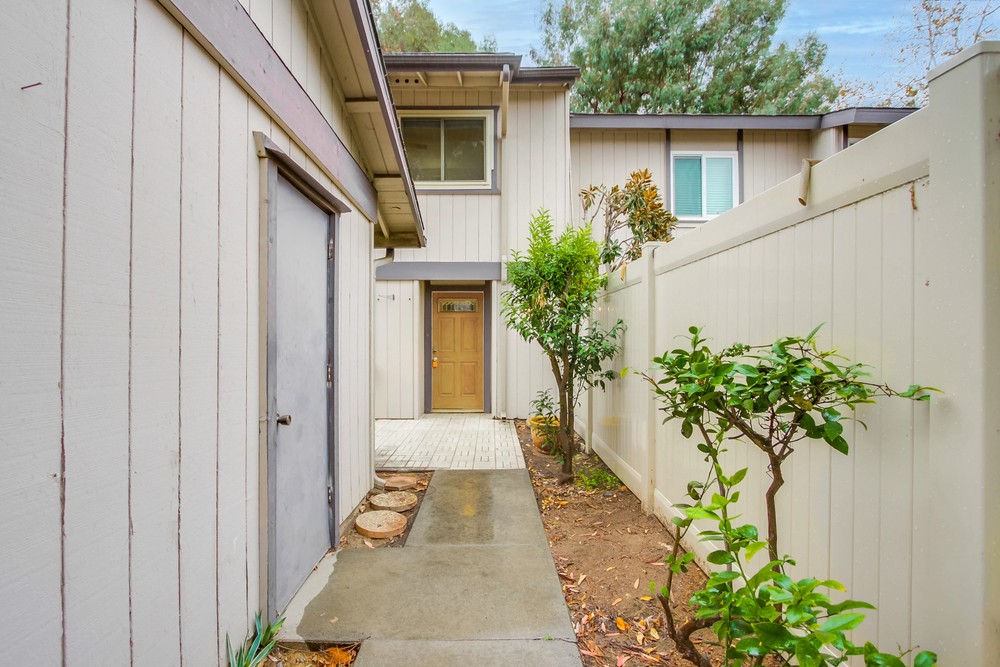 Virtual tour photo 7 of 42 for 17419 Caminito Caldo