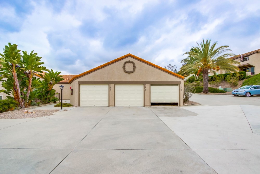 Virtual tour photo 5 of 41 for 17429 Plaza Dolores