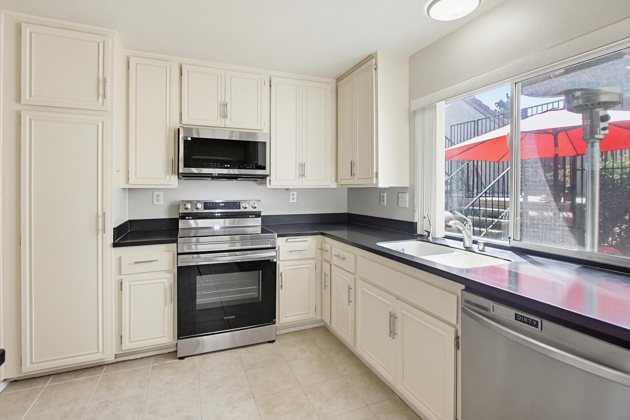 Virtual tour photo 22 of 99 for 17439 Plaza Otonal