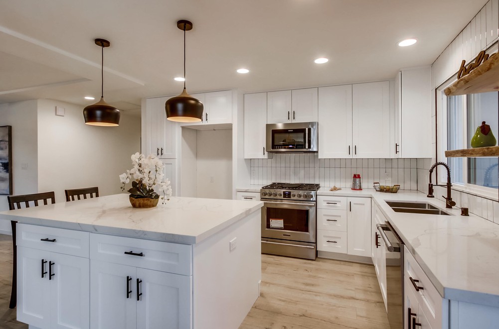 Virtual tour photo 21 of 50 for 1744 Catalina Blvd