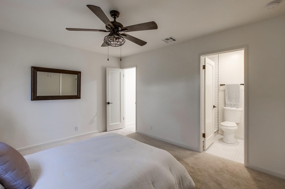 Virtual tour photo 27 of 50 for 1744 Catalina Blvd