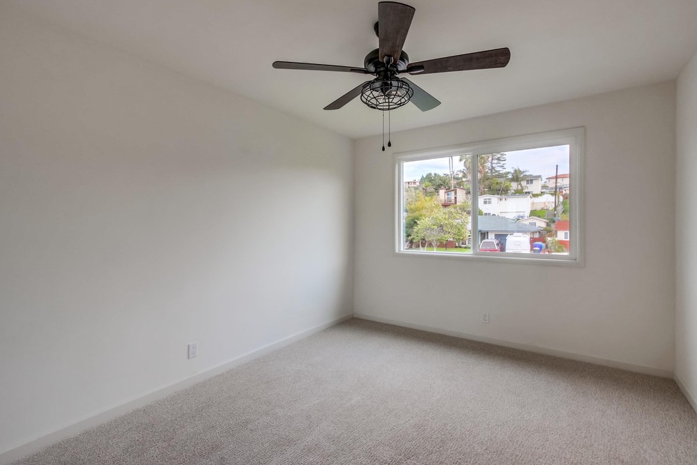 Virtual tour photo 34 of 50 for 1744 Catalina Blvd