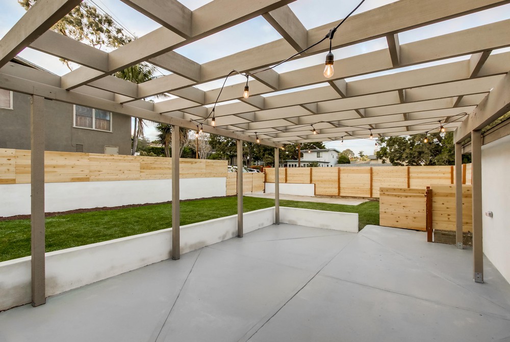 Virtual tour photo 44 of 50 for 1744 Catalina Blvd