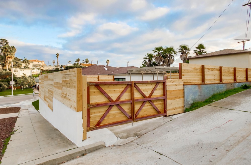 Virtual tour photo 51 of 50 for 1744 Catalina Blvd