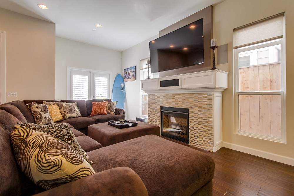 Virtual tour photo 10 of 54 for 1744 Thomas Ave
