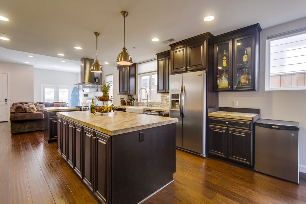 Virtual tour photo 15 of 54 for 1744 Thomas Ave