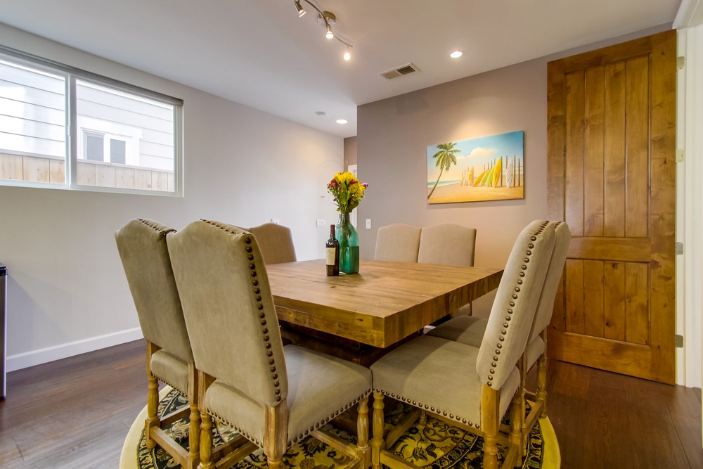 Virtual tour photo 19 of 54 for 1744 Thomas Ave