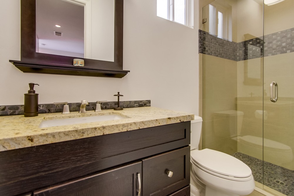 Virtual tour photo 22 of 54 for 1744 Thomas Ave