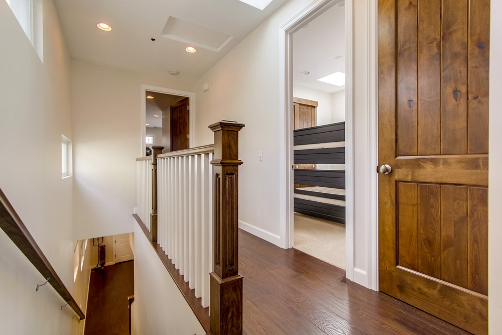 Virtual tour photo 24 of 54 for 1744 Thomas Ave