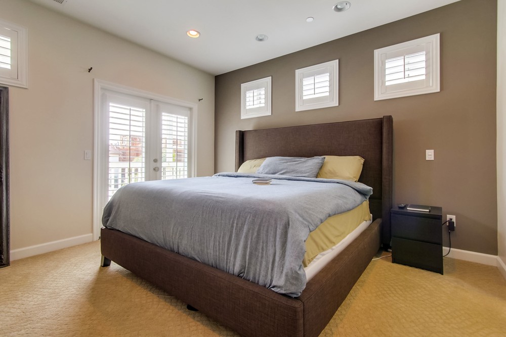 Virtual tour photo 26 of 54 for 1744 Thomas Ave
