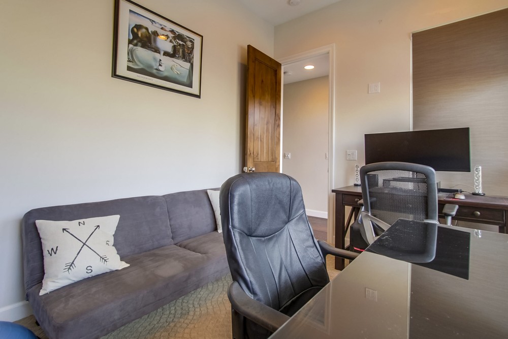 Virtual tour photo 39 of 54 for 1744 Thomas Ave