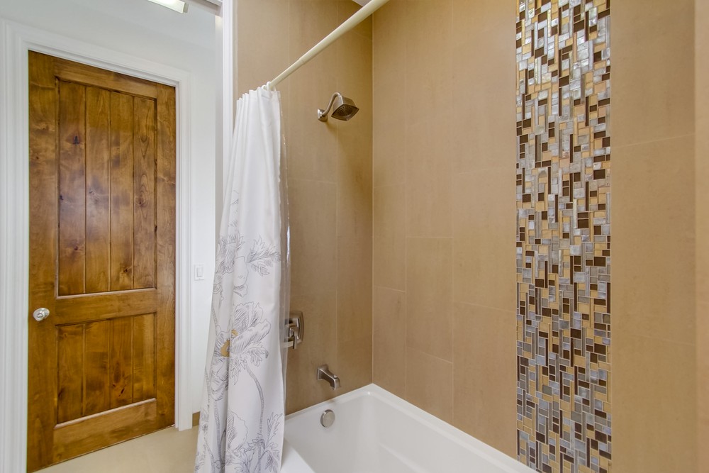 Virtual tour photo 45 of 54 for 1744 Thomas Ave