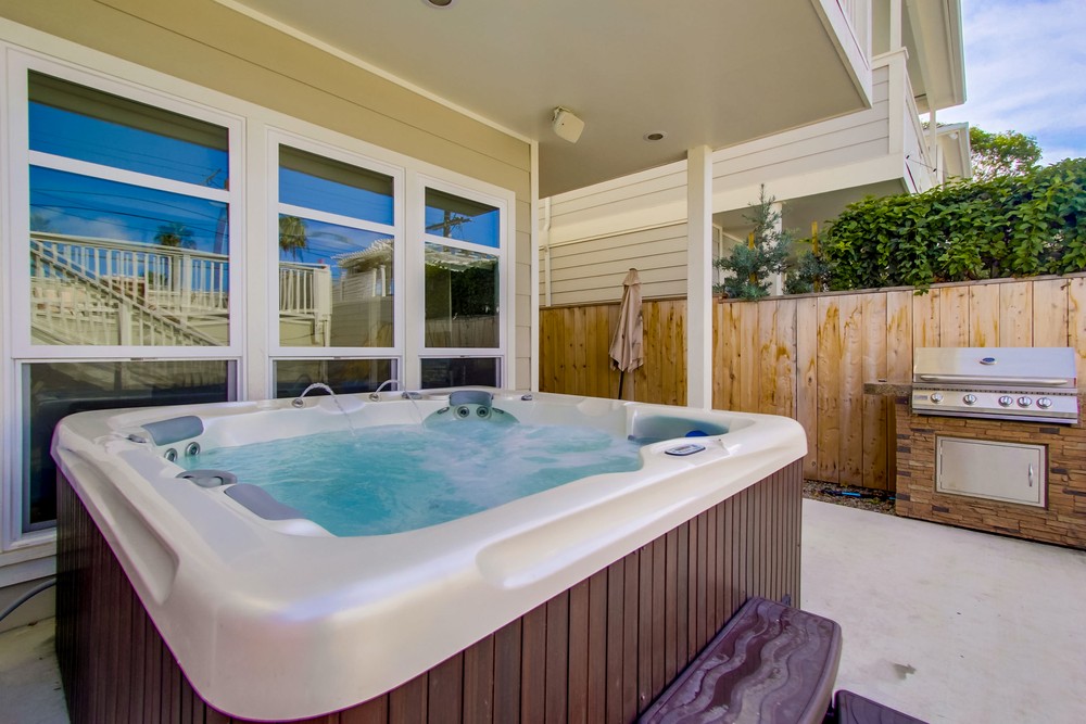 Virtual tour photo 51 of 54 for 1744 Thomas Ave