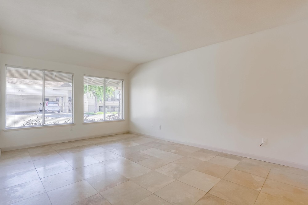 Virtual tour photo 17 of 31 for 17440 Plaza Cerado