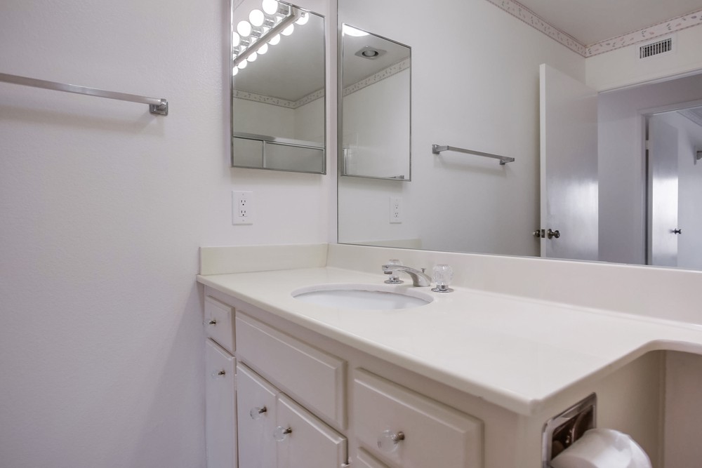 Virtual tour photo 41 of 43 for 17445 Plaza Dolores