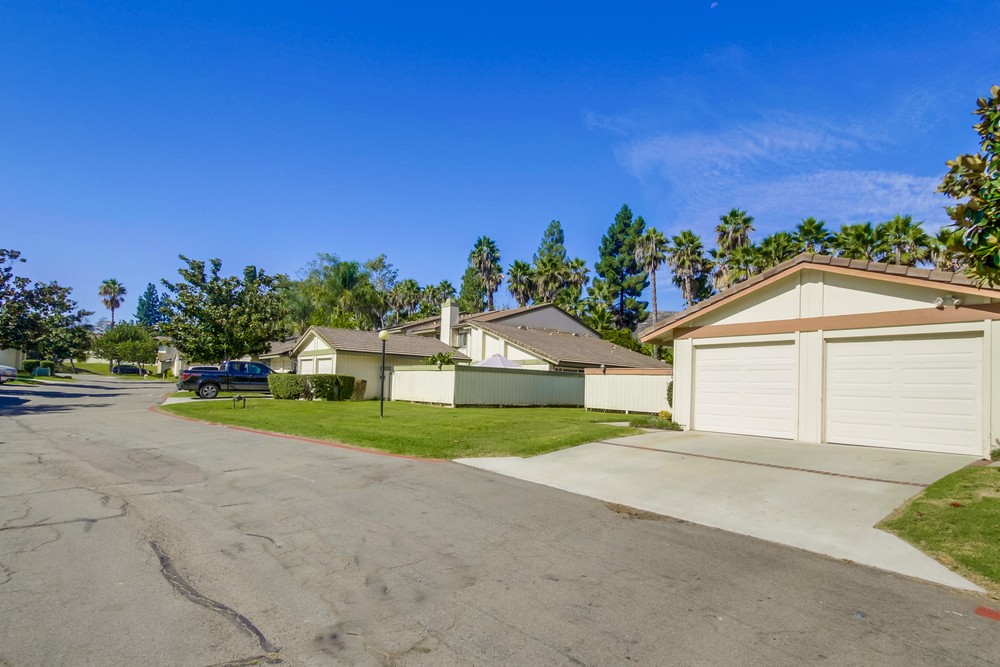Virtual tour photo 4 of 35 for 17460 Caminito Baya