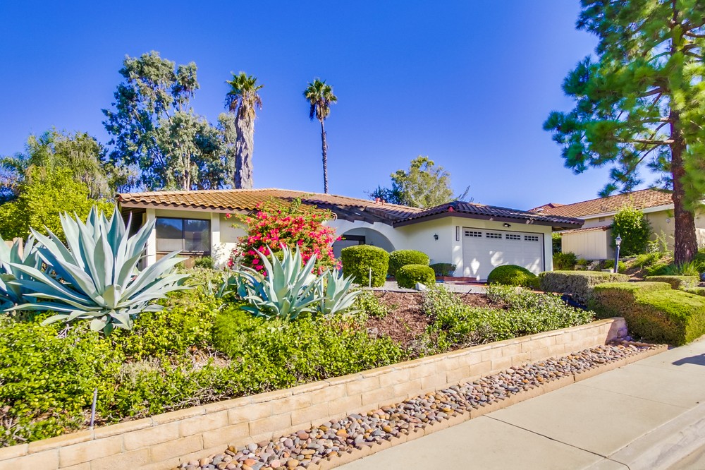 Virtual tour photo 3 of 37 for 17474 Montero Rd