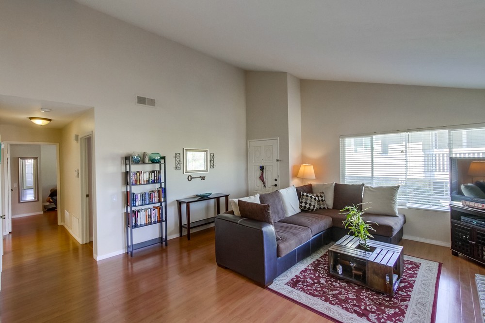 Virtual tour photo 6 of 30 for 17476 Fairlie Rd