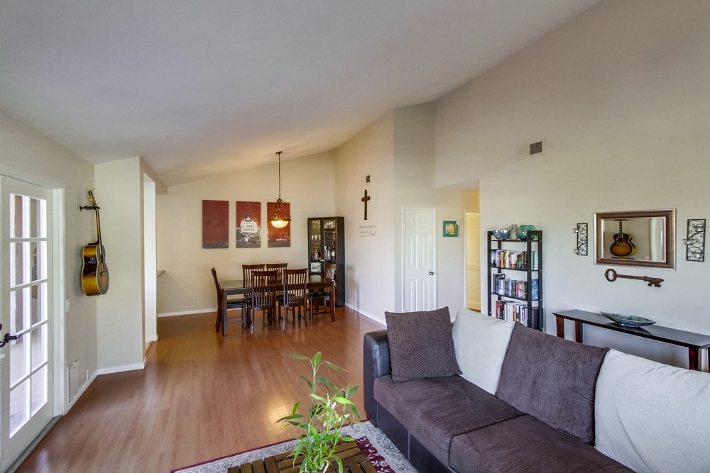 Virtual tour photo 7 of 30 for 17476 Fairlie Rd