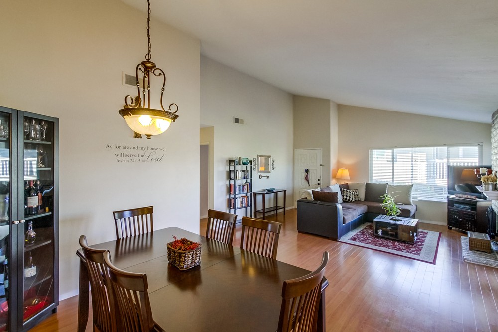 Virtual tour photo 9 of 30 for 17476 Fairlie Rd