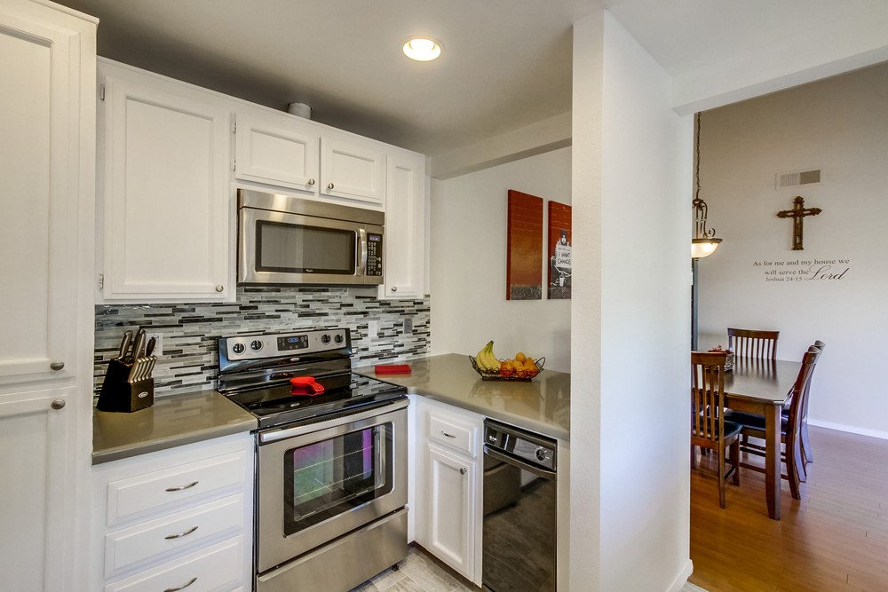 Virtual tour photo 11 of 30 for 17476 Fairlie Rd