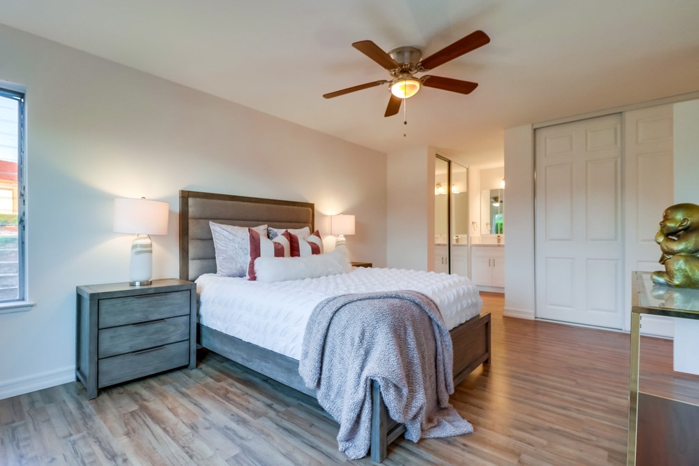 Virtual tour photo 30 of 58 for 17484 Plaza Del Curtidor UNIT 177