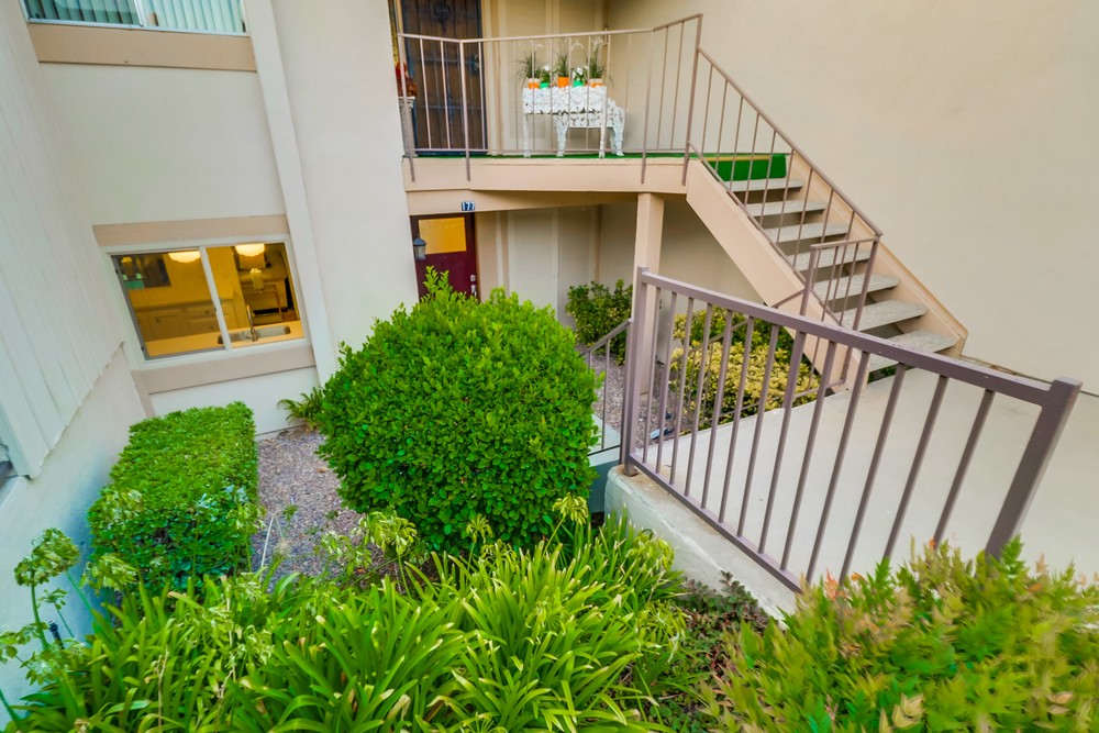 Virtual tour photo 46 of 58 for 17484 Plaza Del Curtidor UNIT 177