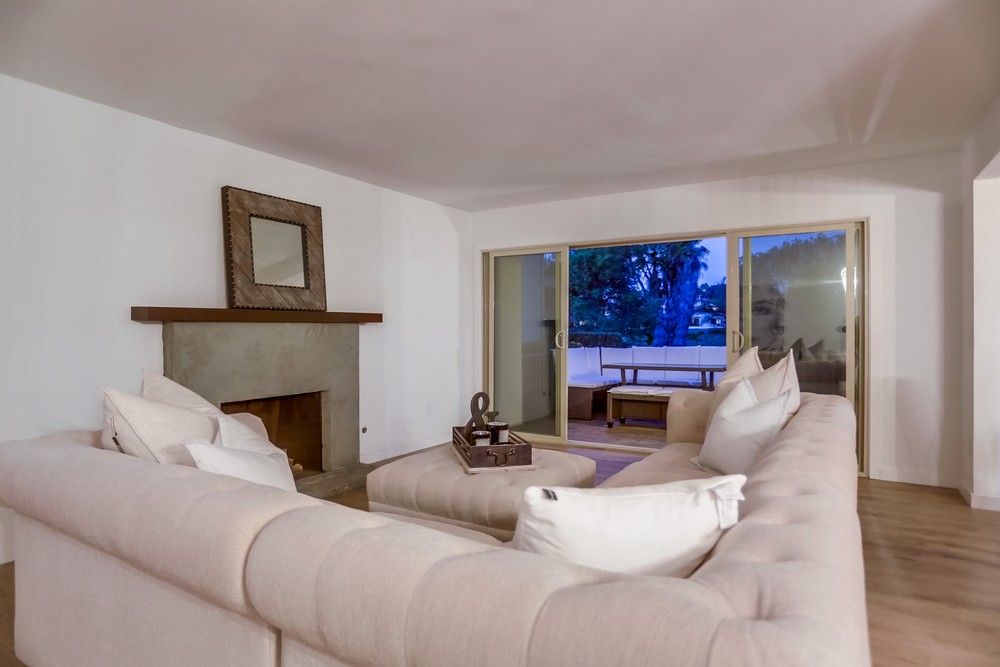 Virtual tour photo 5 of 53 for 17485 Plaza Del Curtidor UNIT 190