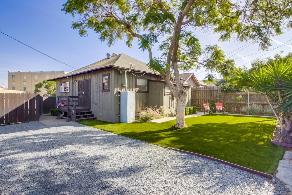 Virtual tour photo 4 of 40 for 1749 Julian Ave