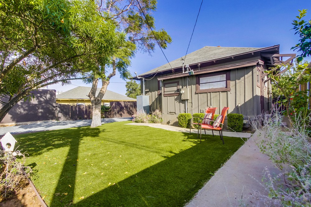 Virtual tour photo 10 of 40 for 1749 Julian Ave