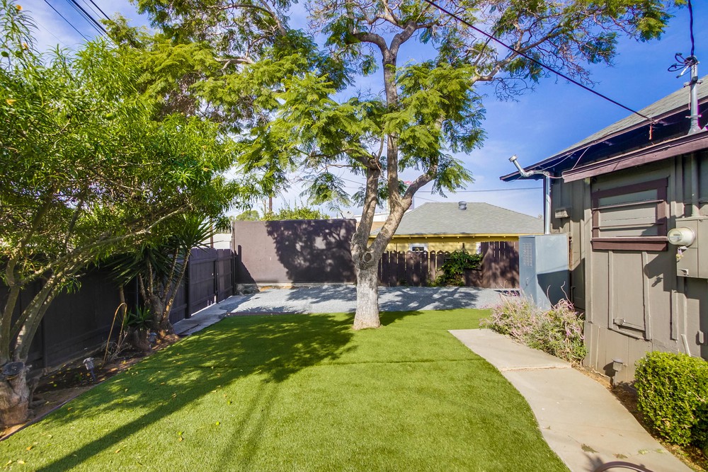 Virtual tour photo 11 of 40 for 1749 Julian Ave