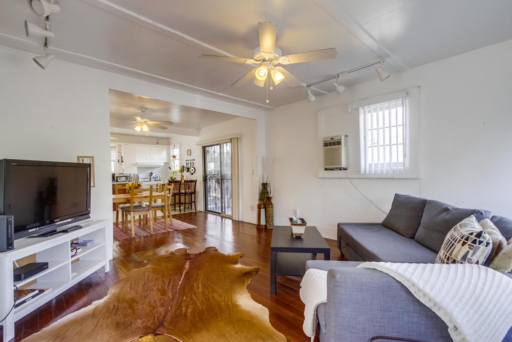 Virtual tour photo 16 of 40 for 1749 Julian Ave