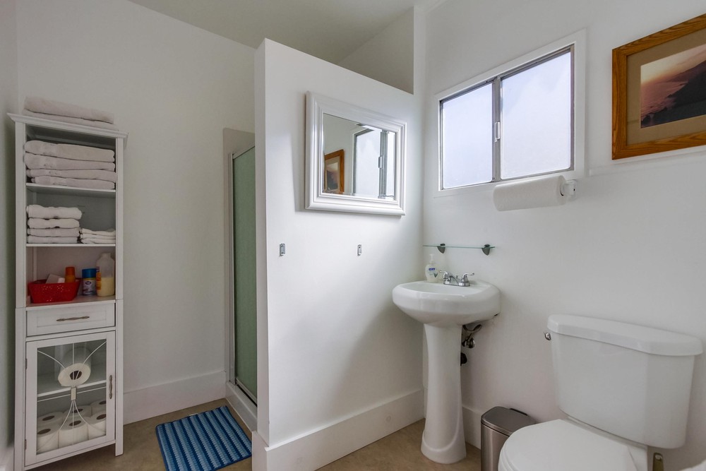 Virtual tour photo 37 of 40 for 1749 Julian Ave