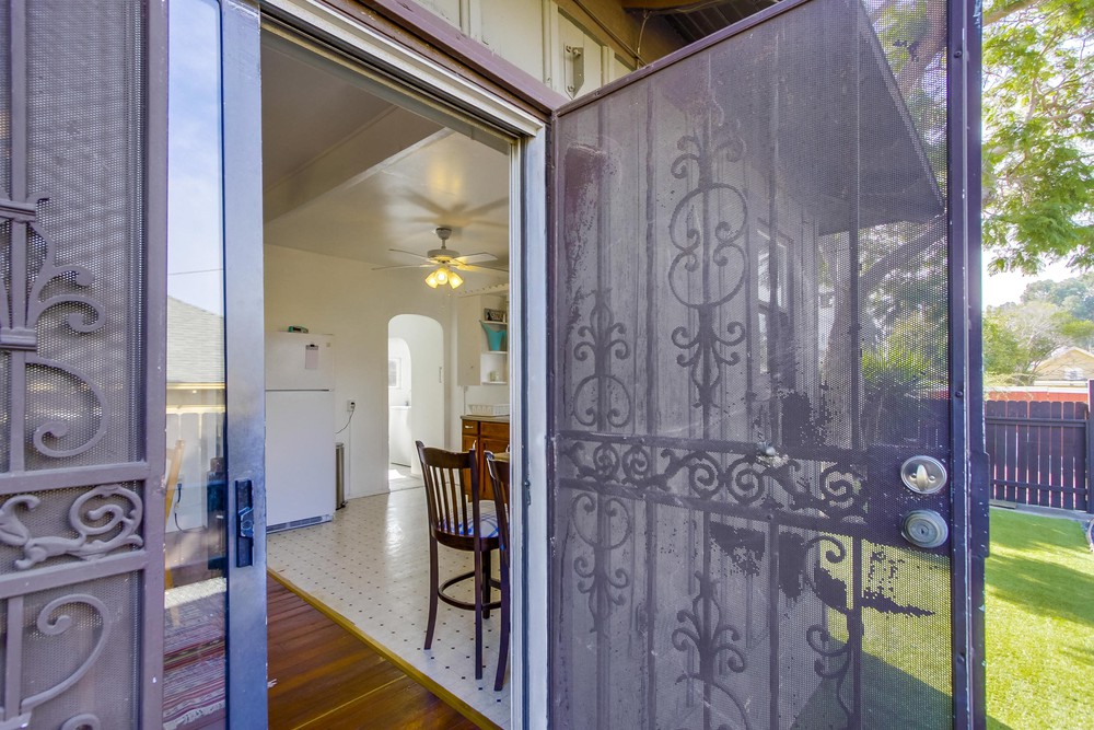 Virtual tour photo 39 of 40 for 1749 Julian Ave