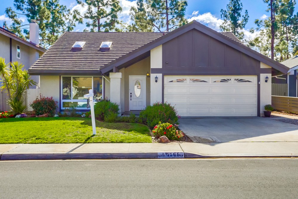 Virtual tour photo 1 of 33 for 17495 Hada Dr