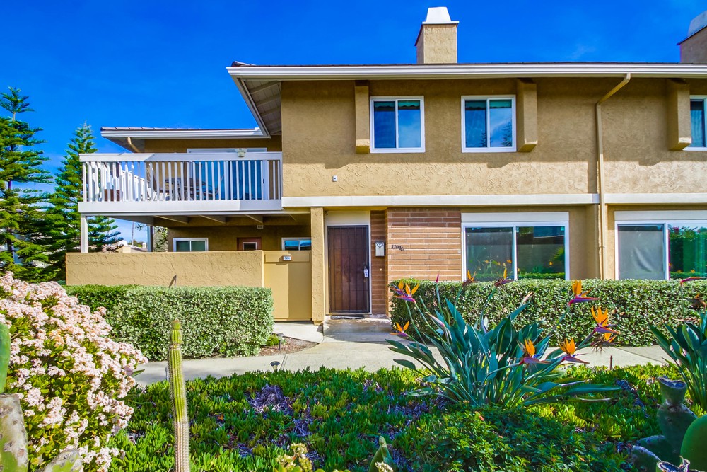 Virtual tour photo 1 of 52 for 17496 Ashburton Rd
