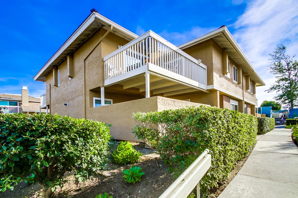 Virtual tour photo 5 of 52 for 17496 Ashburton Rd