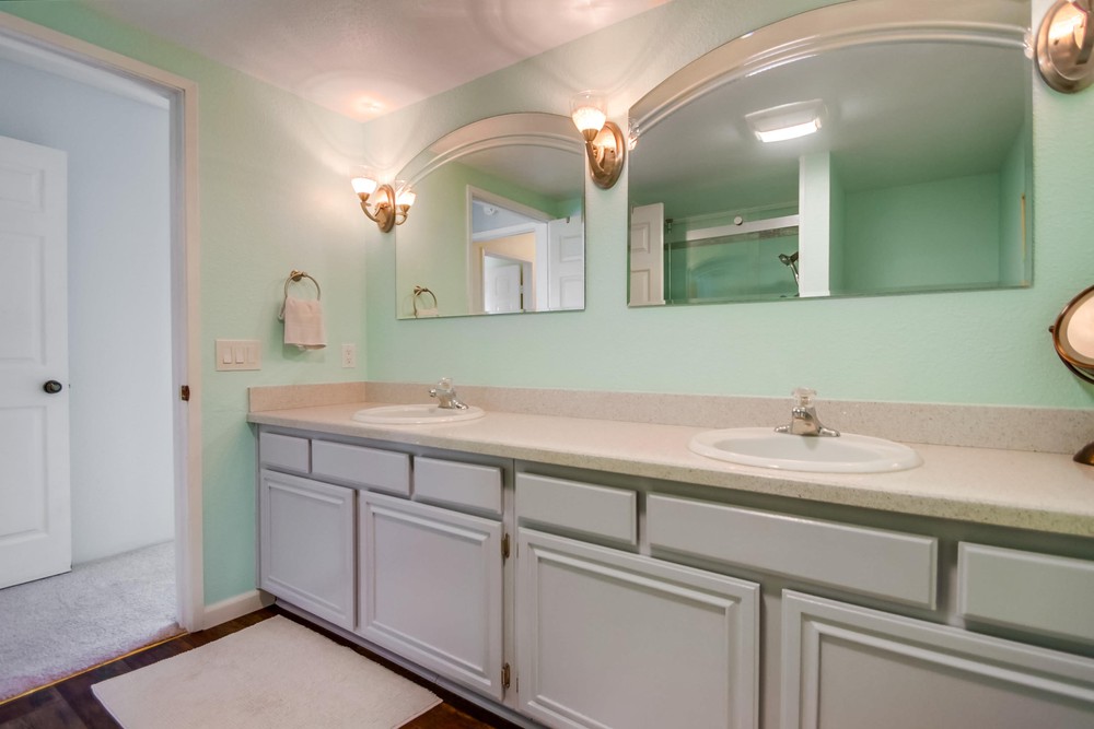 Virtual tour photo 32 of 52 for 17496 Ashburton Rd