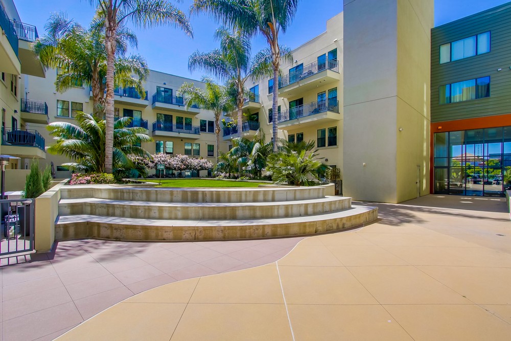 Virtual tour photo 38 of 47 for 1750 Kettner Blvd #310